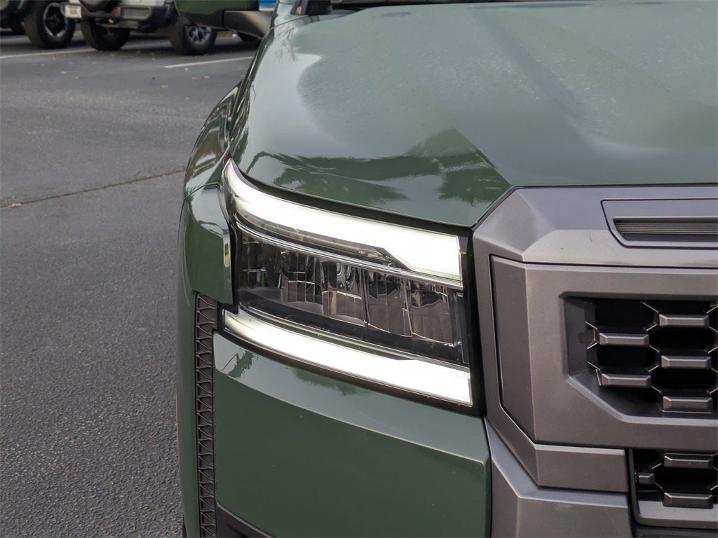 2025 Nissan Frontier SL