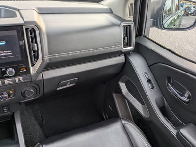 2025 Nissan Frontier SL