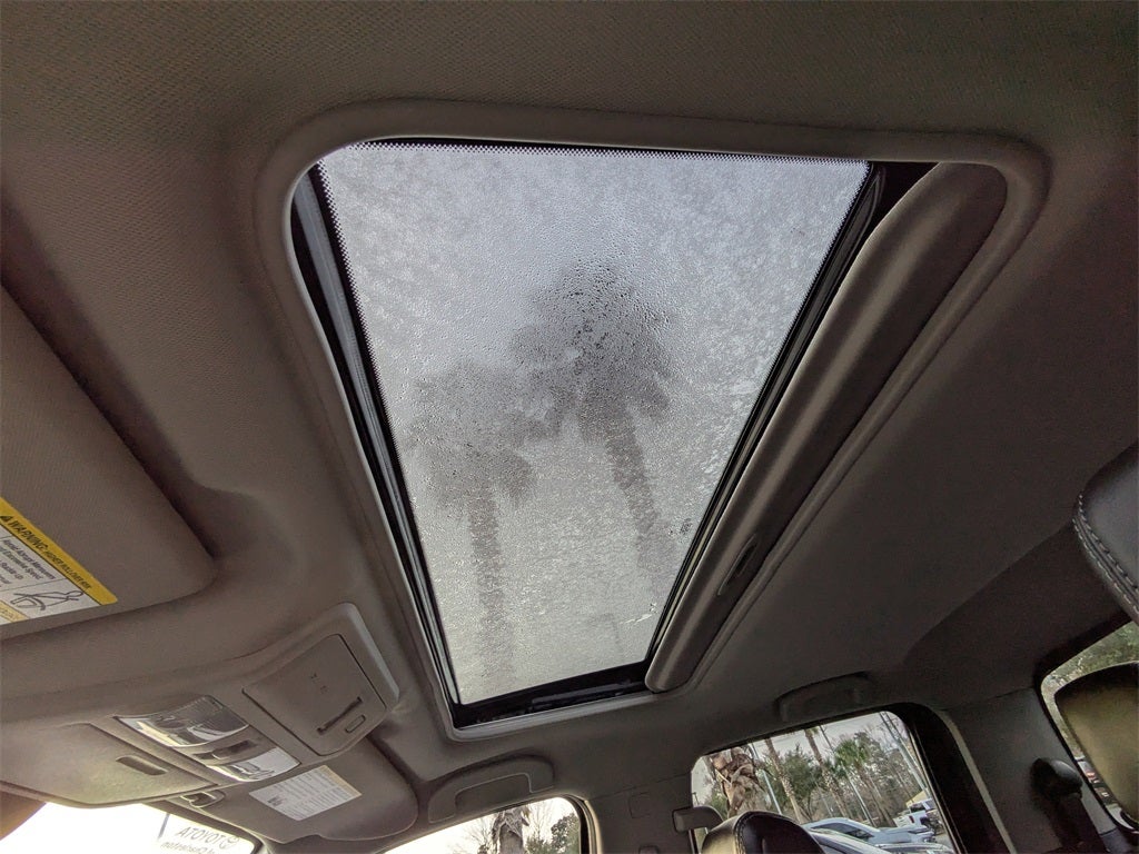 2025 Nissan Frontier SL