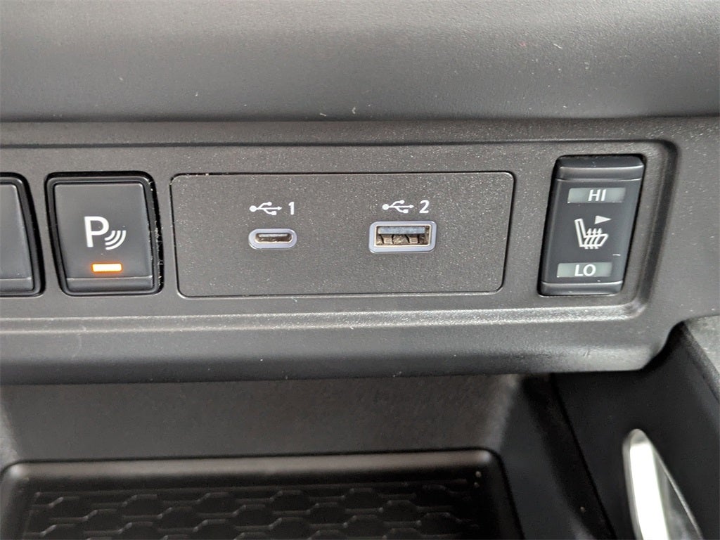 2025 Nissan Frontier SL