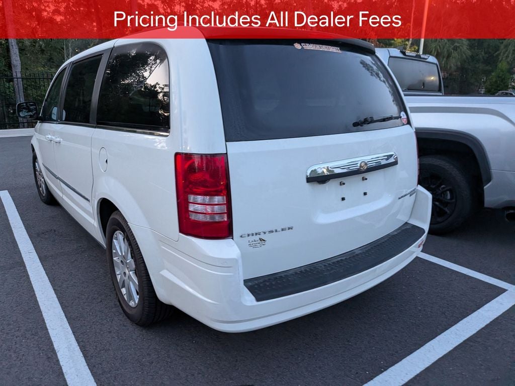 2010 Chrysler Town & Country Touring
