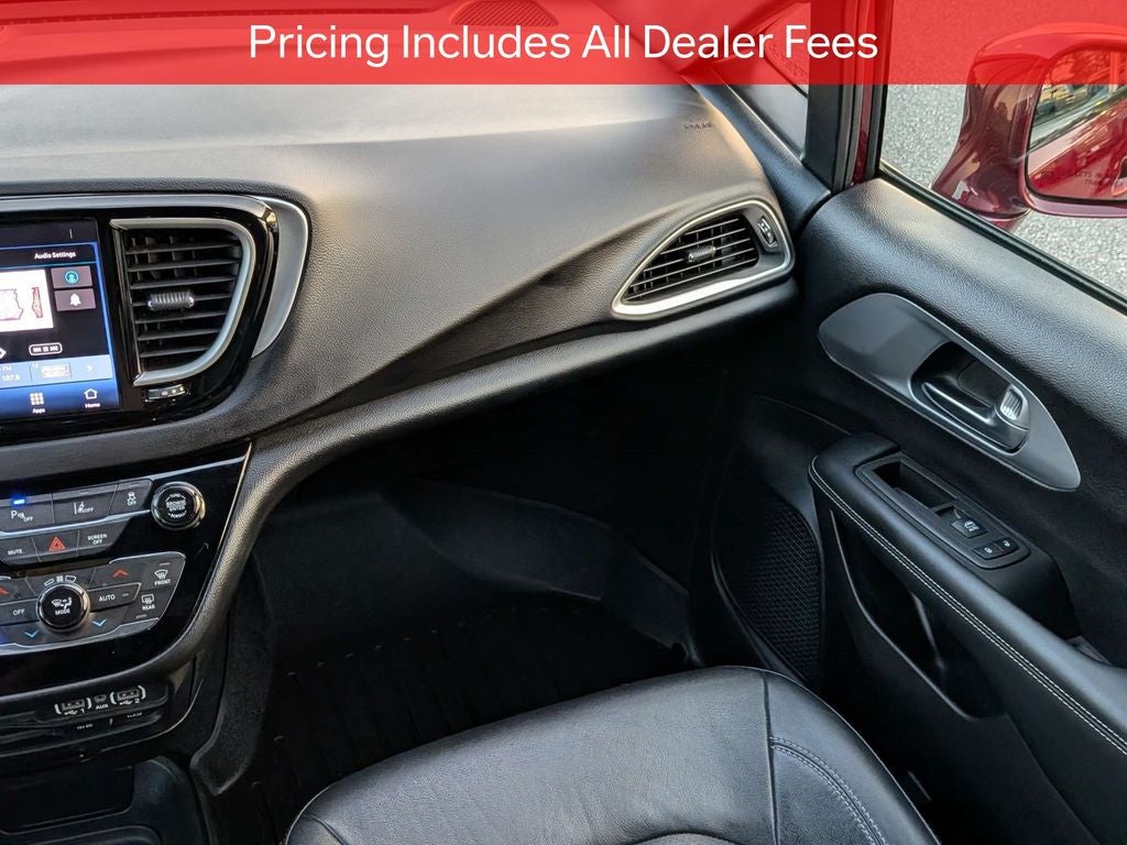 2022 Chrysler Pacifica Touring L