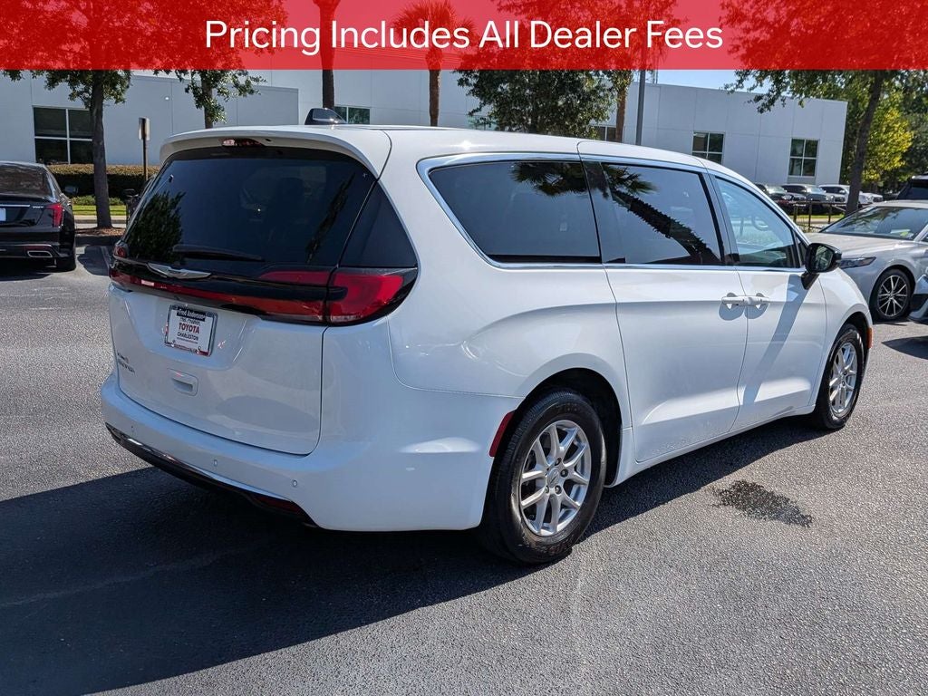 2024 Chrysler Pacifica Touring L