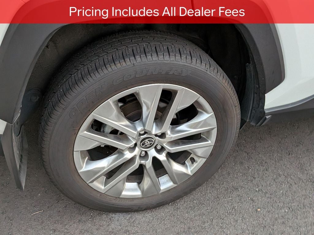 2025 Toyota RAV4 XLE Premium
