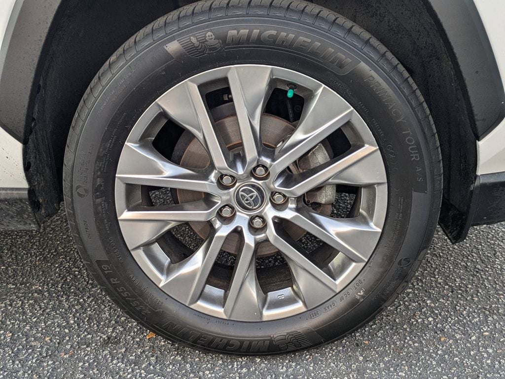 2020 Toyota RAV4 XLE Premium