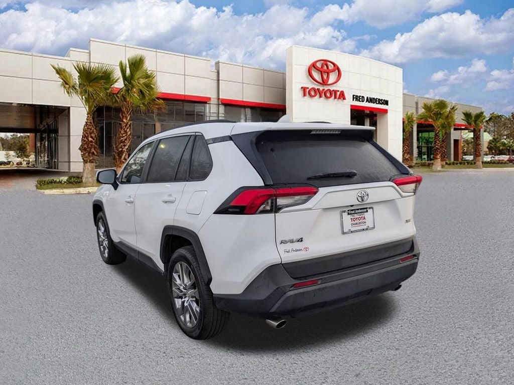 2020 Toyota RAV4 XLE Premium