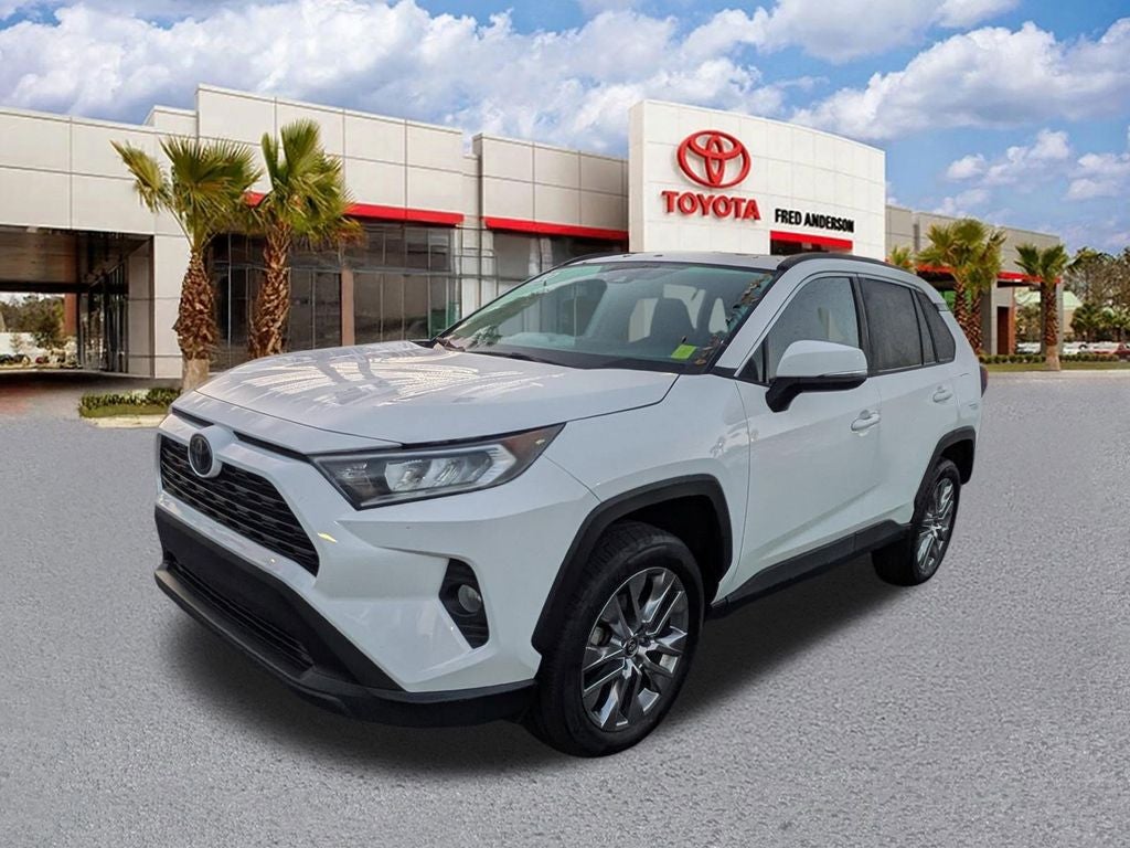 2020 Toyota RAV4 XLE Premium
