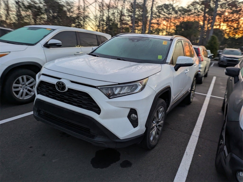 2019 Toyota RAV4 XLE Premium