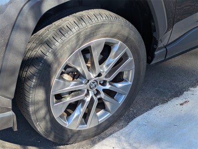 2023 Toyota RAV4 XLE Premium