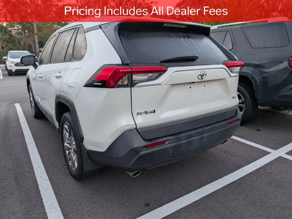2021 Toyota RAV4 XLE Premium