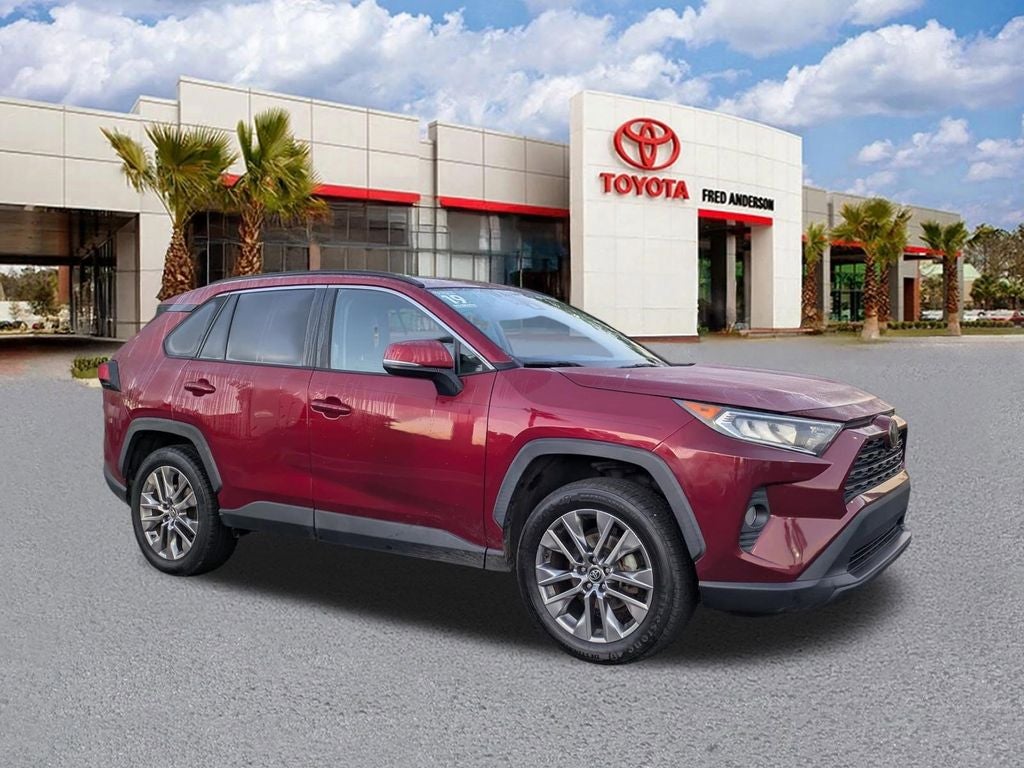2019 Toyota RAV4 XLE Premium