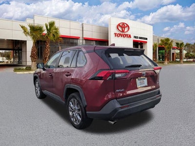 2019 Toyota RAV4 XLE Premium