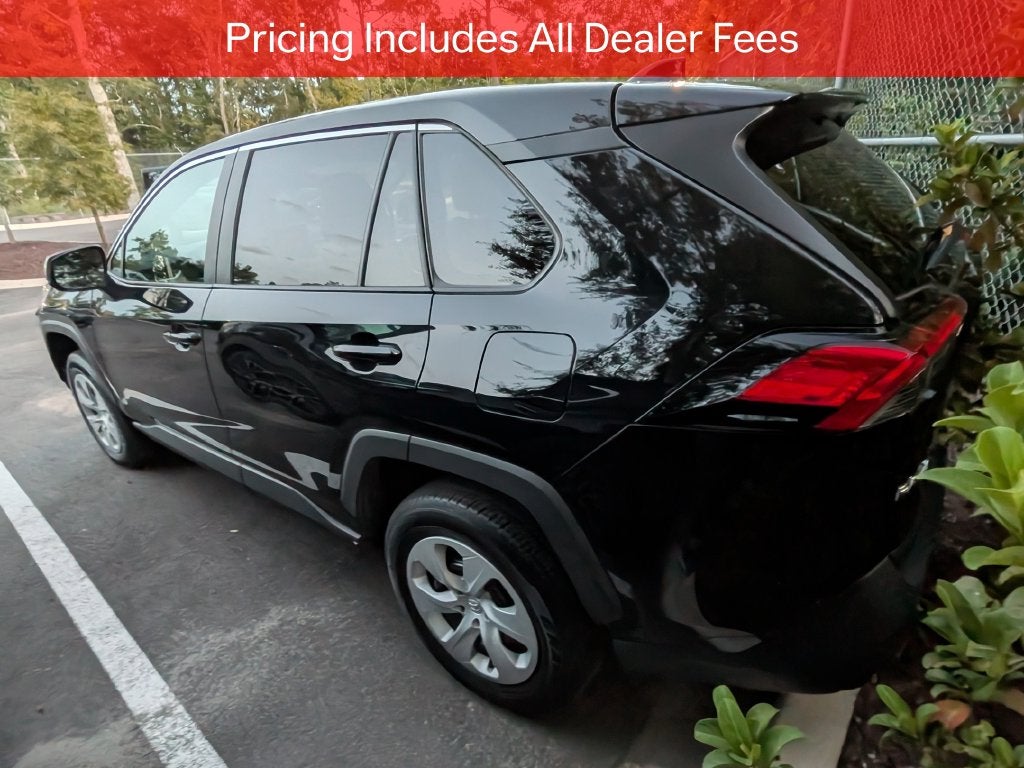 2025 Toyota RAV4 LE