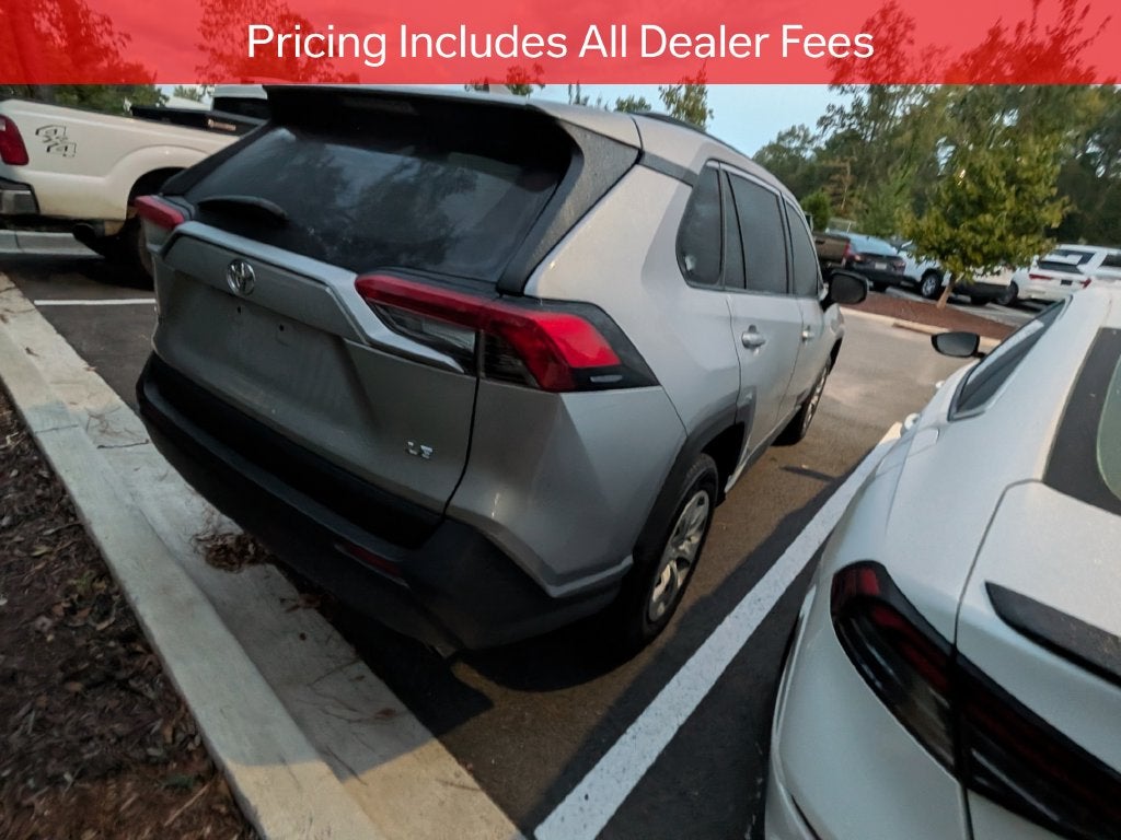 2019 Toyota RAV4 LE