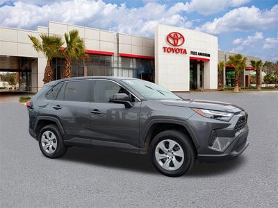 2025 Toyota RAV4 LE