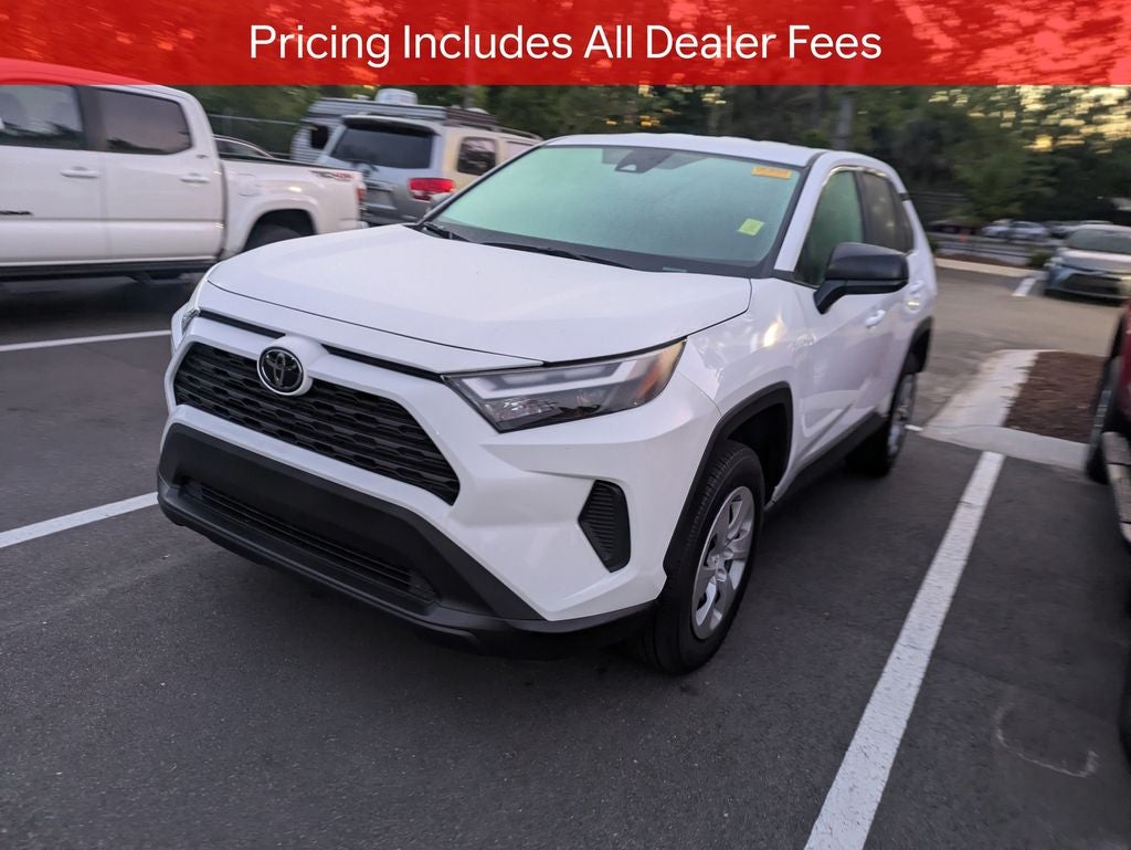 2025 Toyota RAV4 LE