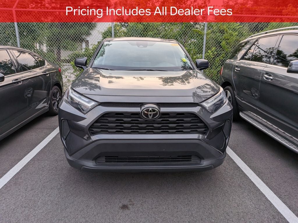 2024 Toyota RAV4 LE