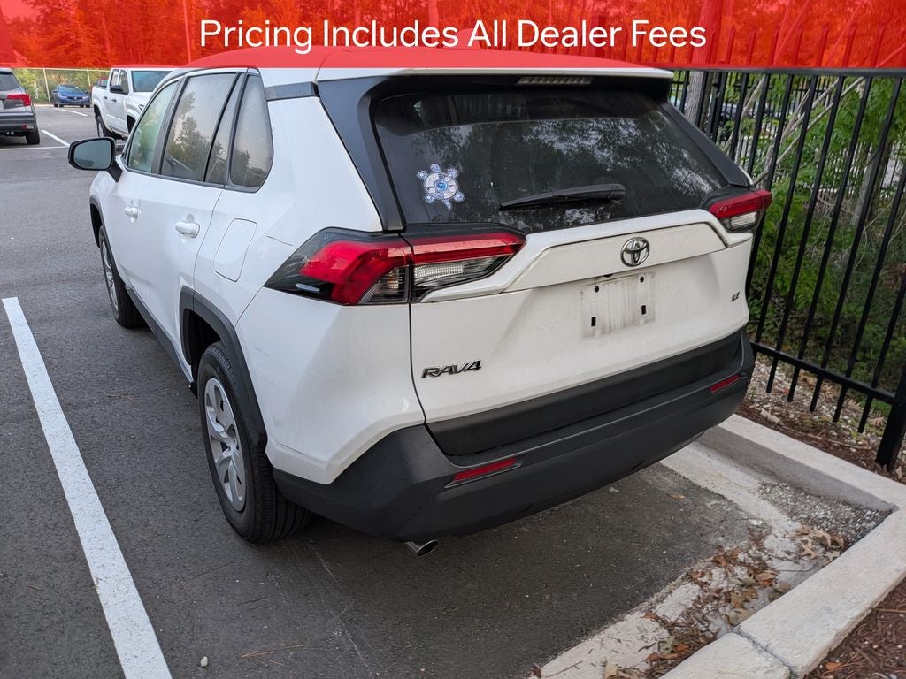 2023 Toyota RAV4 LE