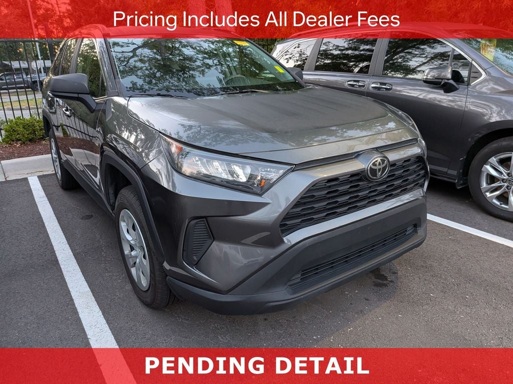 2020 Toyota RAV4 LE
