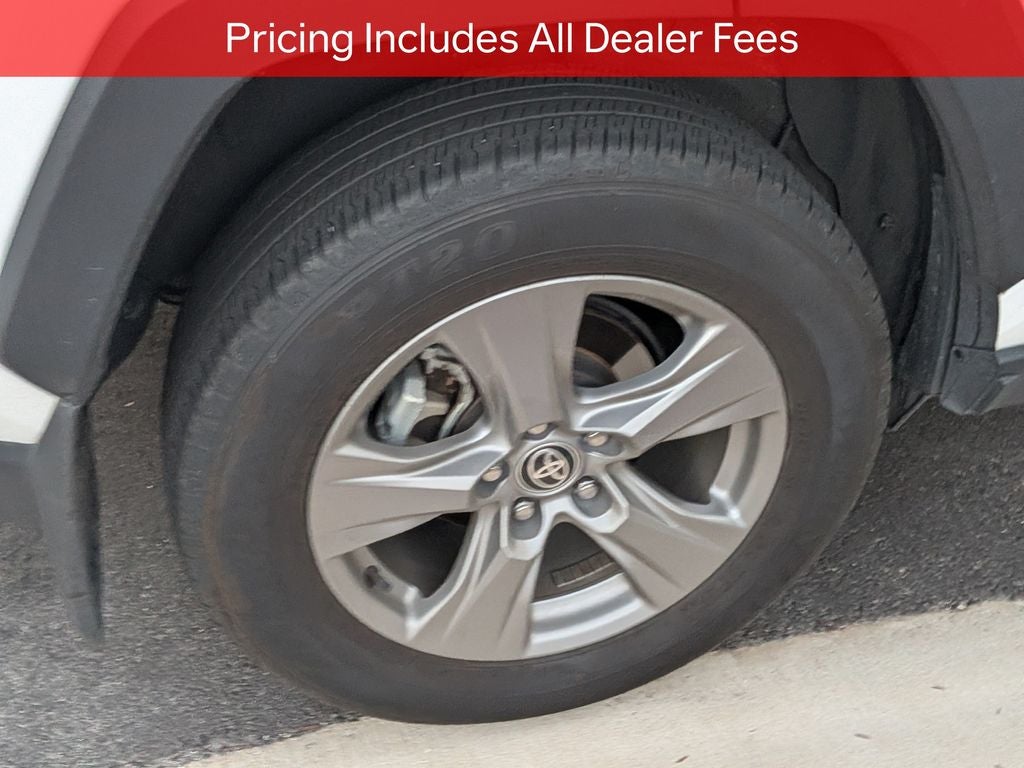 2024 Toyota RAV4 XLE