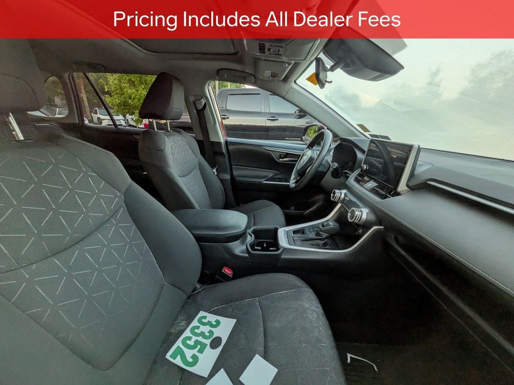 2024 Toyota RAV4 XLE