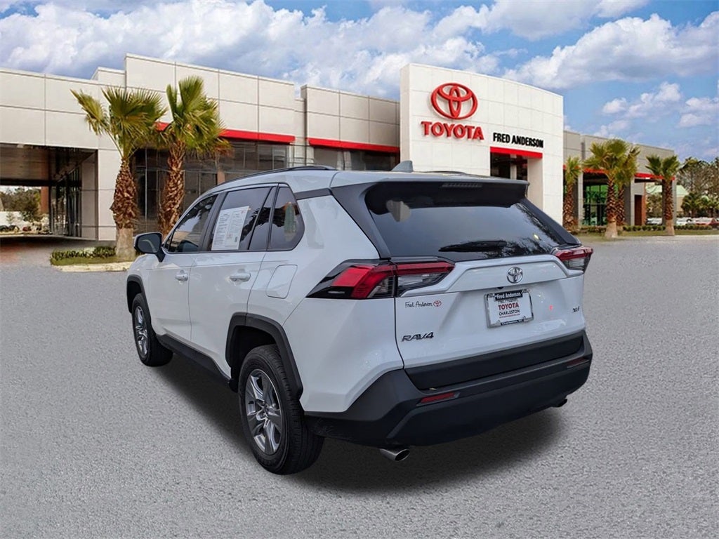 2024 Toyota RAV4 XLE