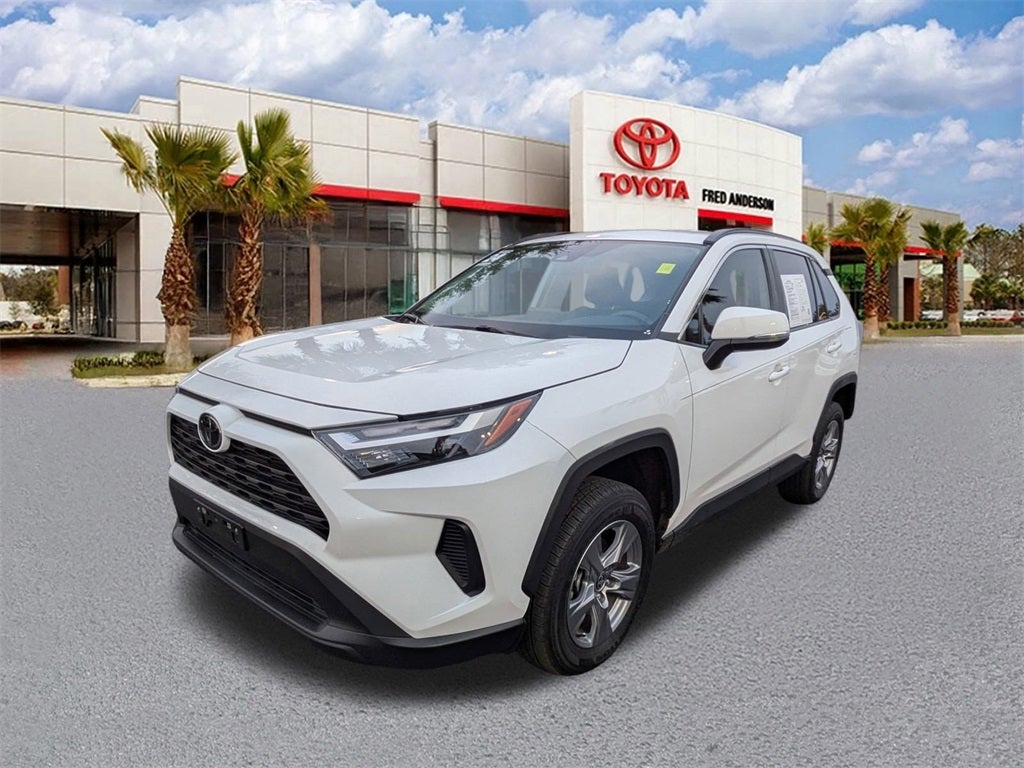 2024 Toyota RAV4 XLE