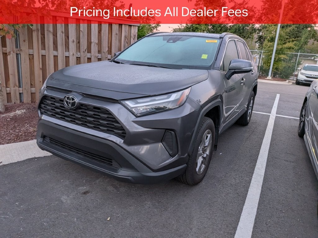 2025 Toyota RAV4 XLE