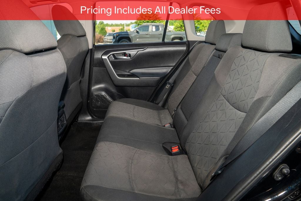 2020 Toyota RAV4 XLE