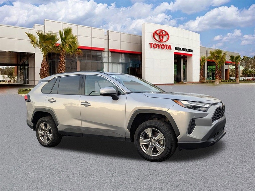 2023 Toyota RAV4 XLE