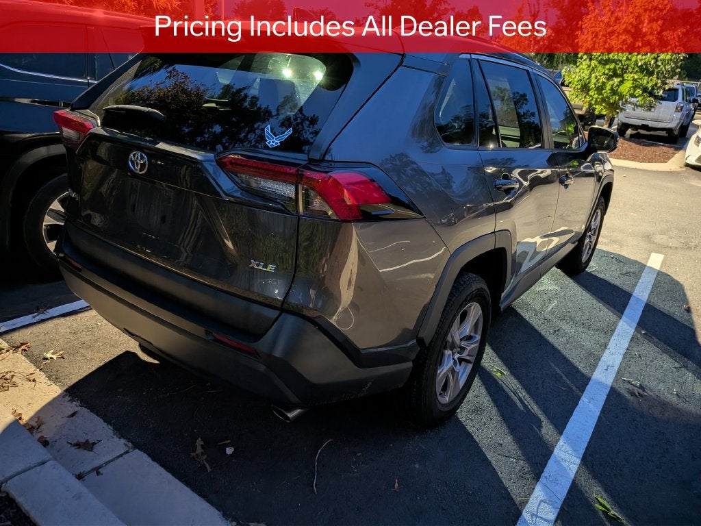 2022 Toyota RAV4 XLE