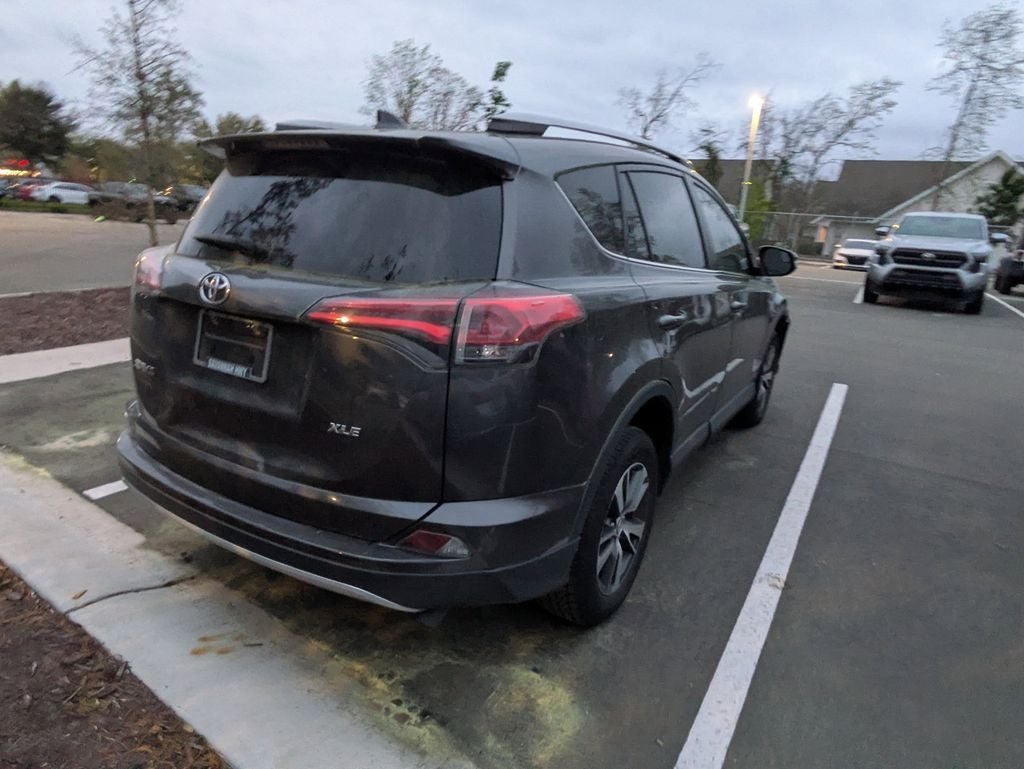 2016 Toyota RAV4 XLE
