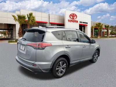 2016 Toyota RAV4 XLE