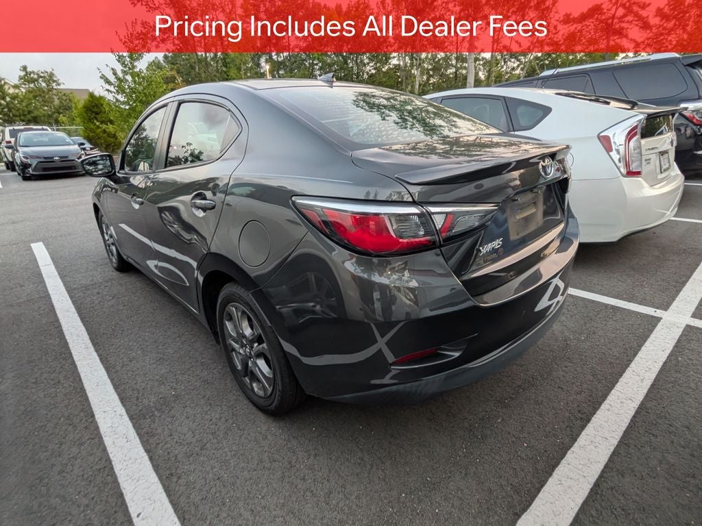 2020 Toyota Yaris LE