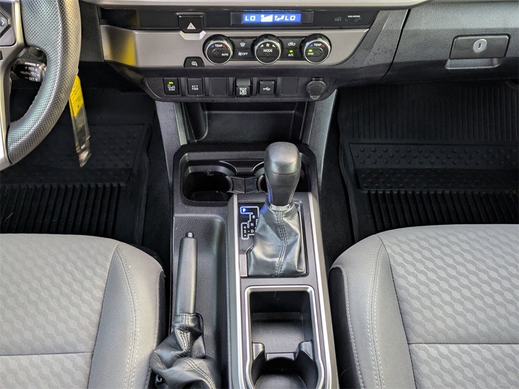 2022 Toyota Tacoma SR5 V6