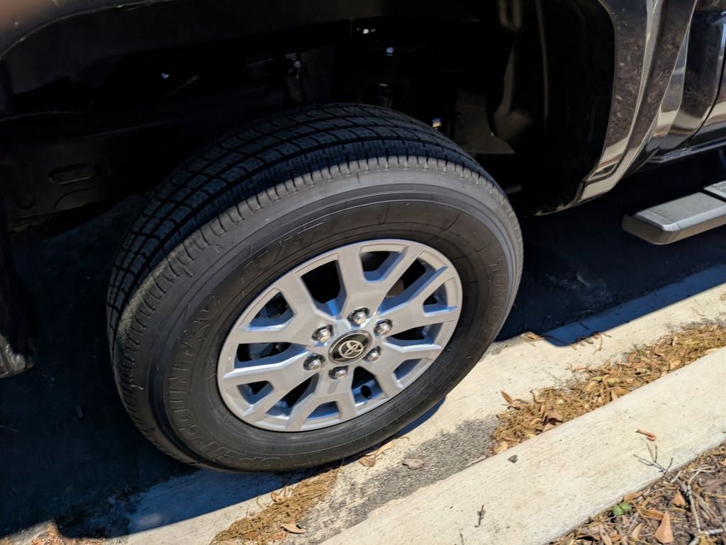 2025 Toyota Tacoma SR5