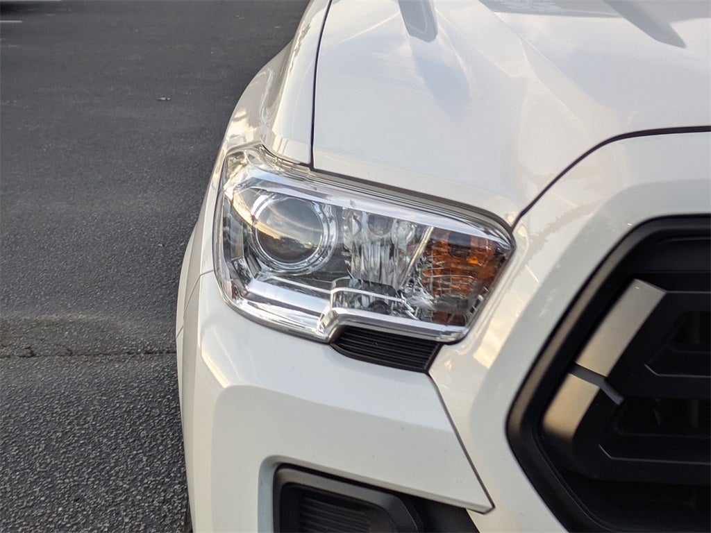 2022 Toyota Tacoma SR V6