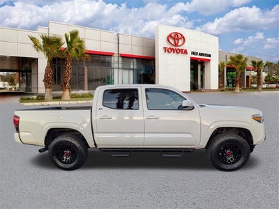 2022 Toyota Tacoma SR V6