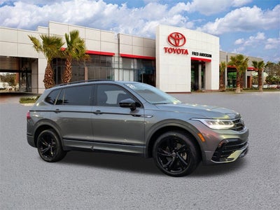 2024 Volkswagen Tiguan 2.0T SE R-Line Black