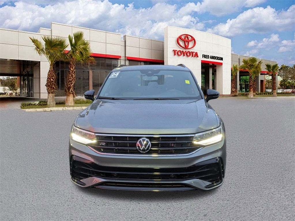 2024 Volkswagen Tiguan 2.0T SE R-Line Black