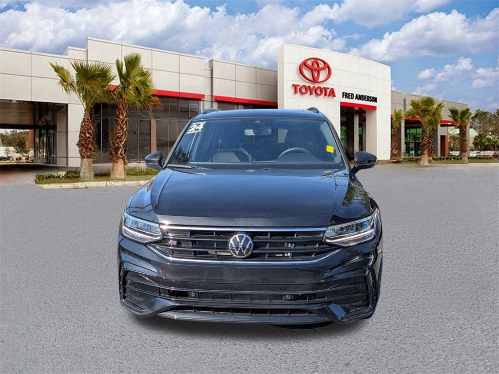 2024 Volkswagen Tiguan 2.0T SE R-Line Black