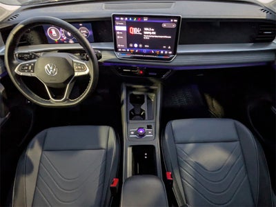 2025 Volkswagen Tiguan 2.0T SE