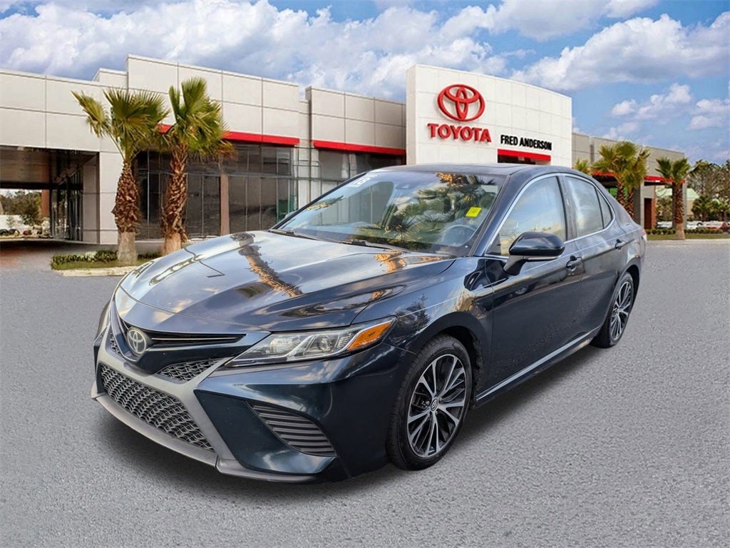 2018 Toyota Camry SE