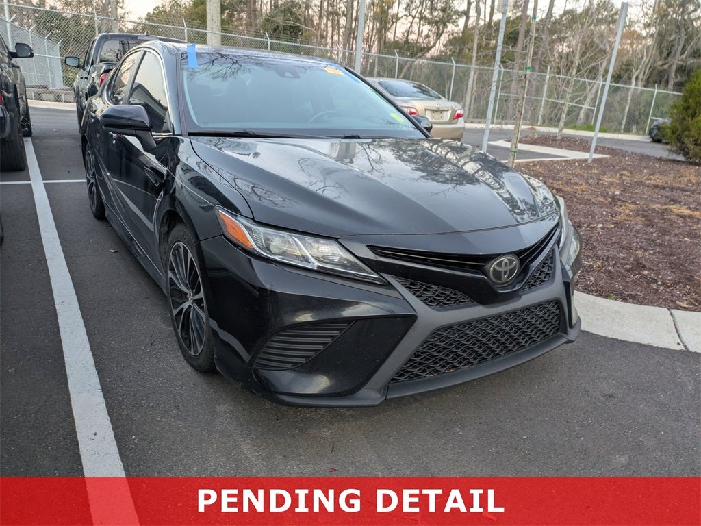 2019 Toyota Camry SE