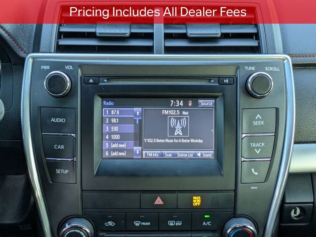 2017 Toyota Camry SE