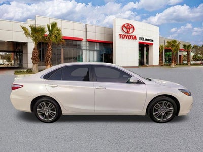 2017 Toyota Camry SE