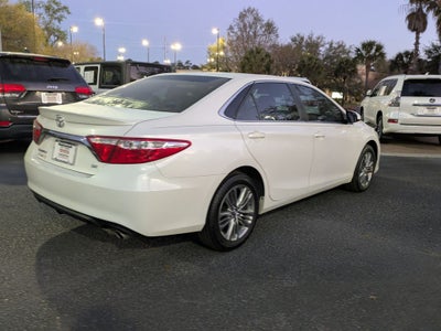 2017 Toyota Camry SE