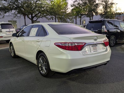 2017 Toyota Camry SE