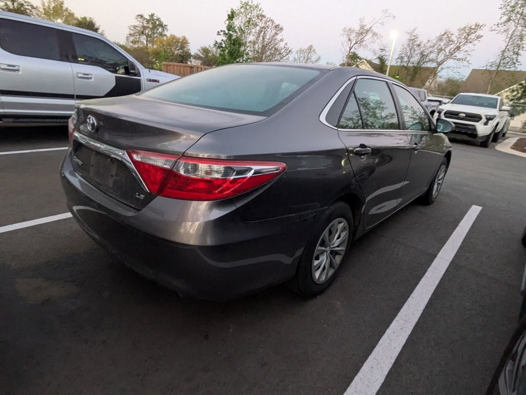 2017 Toyota Camry LE