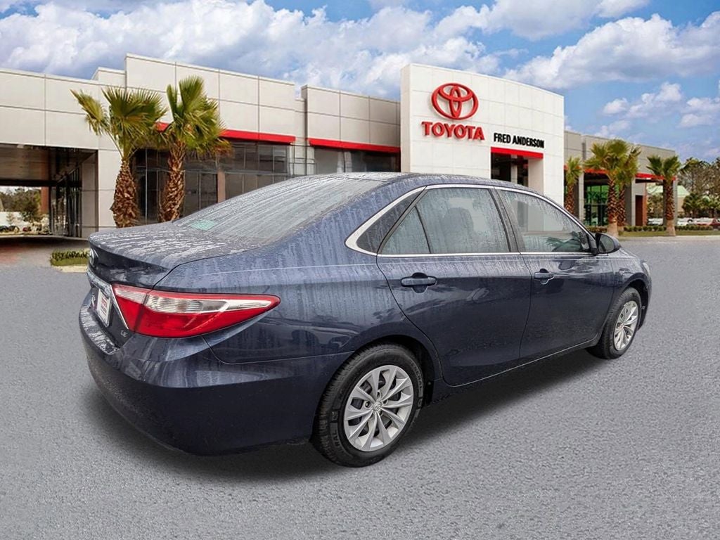 2017 Toyota Camry LE